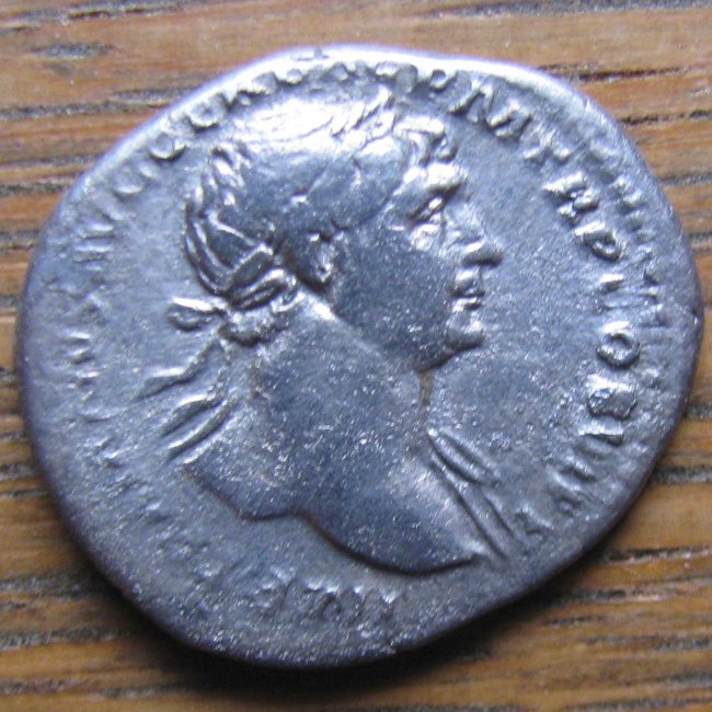 Divvs-Traian-Pater-AR-Denarius